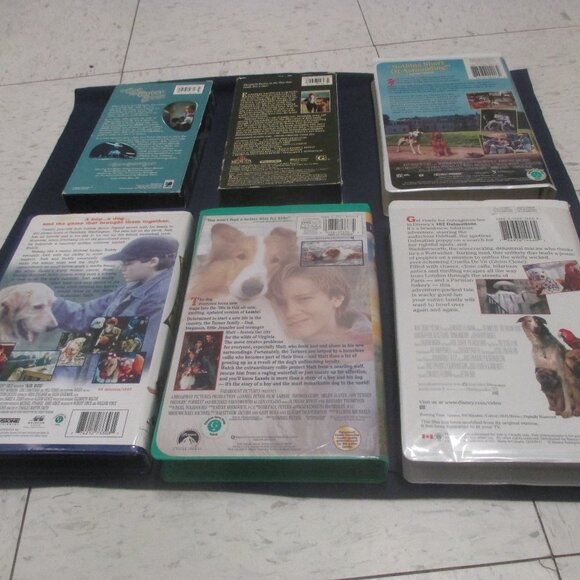 Lot of 6 Animal Lovers VHS Tapes Air Bud, Lassie, Cat from Outer Space and more - Picture 4 of 8